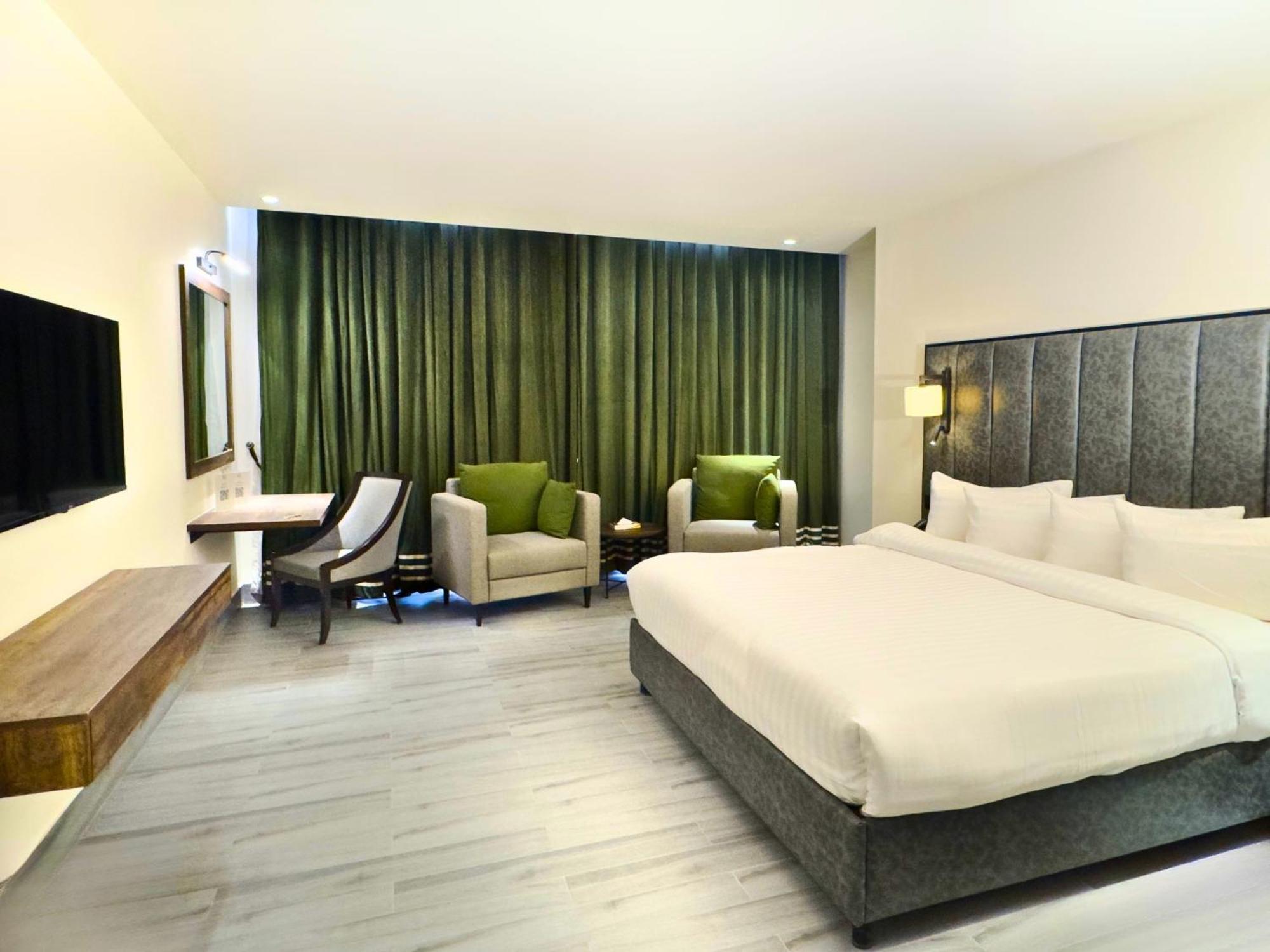 Hotel One Vogue Mall 35 Rawalpindi Exterior foto